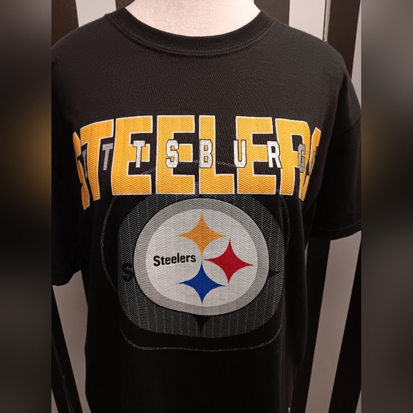 NWOT Pittsburgh Steelers tshirt - Picture 3 of 8